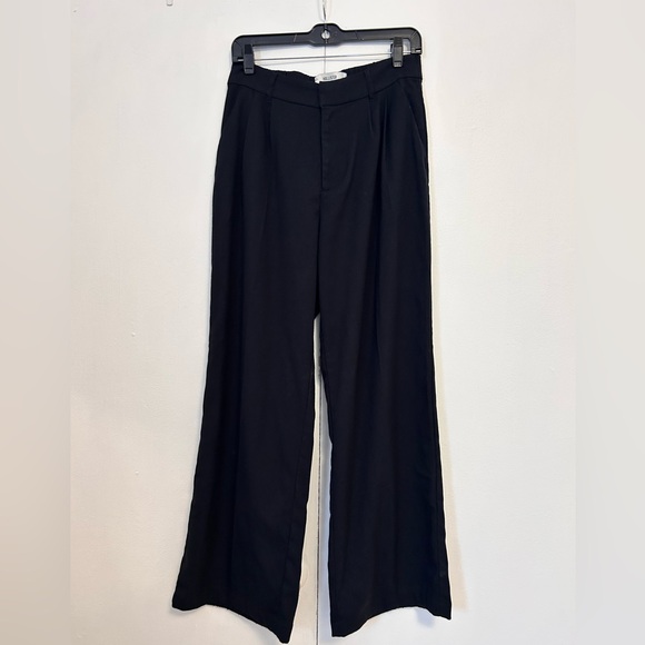 Hollister Livvy Ultra High-Rise Wide-Leg Pants - Picture 3 of 5